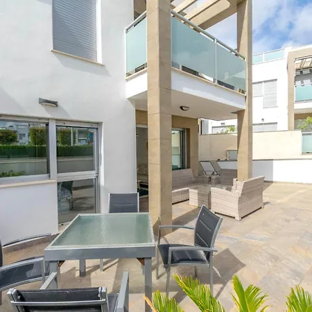 Apto Residencial - Luxury - Wifi - Torrevieja - Orihuela Costa *