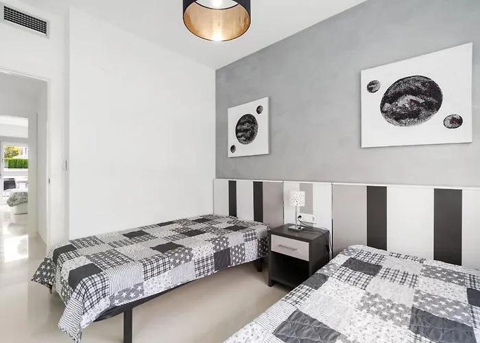 Apto. Residencial - Luxury - Wifi - - - Orihuela Costa 托雷维耶哈