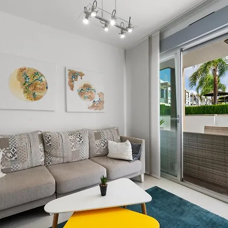 Apto. Residencial - Luxury - Wifi - - - Orihuela Costa 아파트